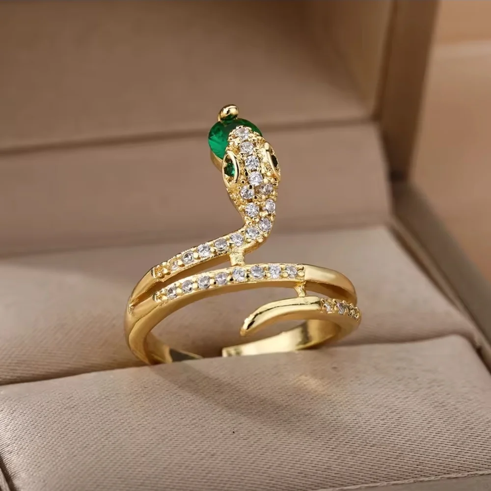 Gold Snake Ring with Emerald Green Gem - Picture 3 of 3